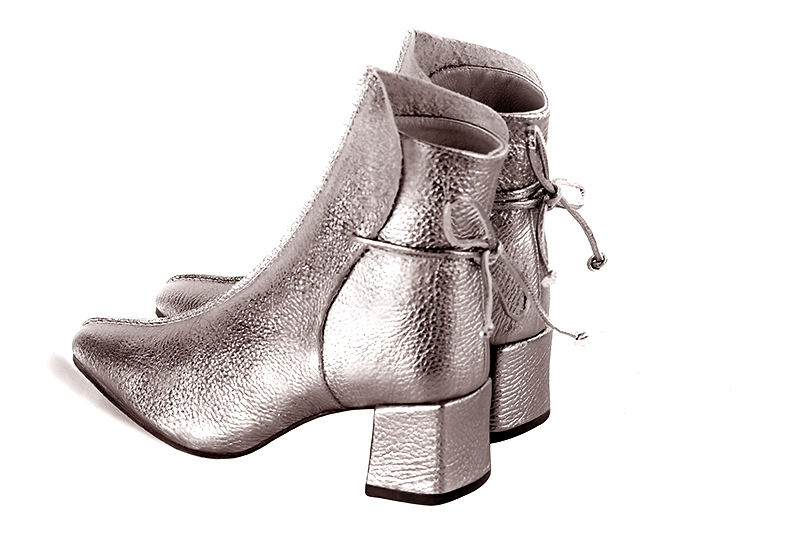 Ash grey women's ankle boots with laces at the back. Square toe. Medium block heels. Rear view - Florence KOOIJMAN